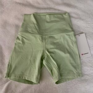 NWT Lululemon Light Green Bike Align HR Shorts